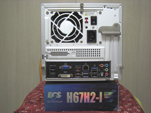 ECS H67H2-I�}�U�[�̃o�b�N�p�l��