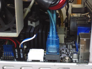 ECS H67H2-I Mini-ITX�}�U�[�{�[�h