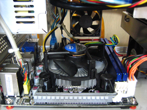 ECS H67H2-I Mini-ITX�}�U�[�{�[�h