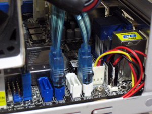 ASRock H67M-ITX�}�U�[�{�[�h